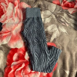 Great condition zebra print NVGTN leggings